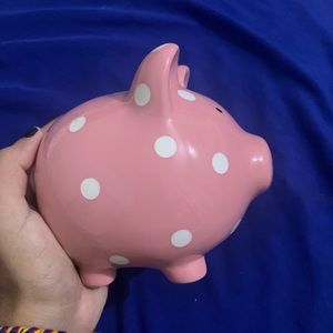 Cute piggy bank
